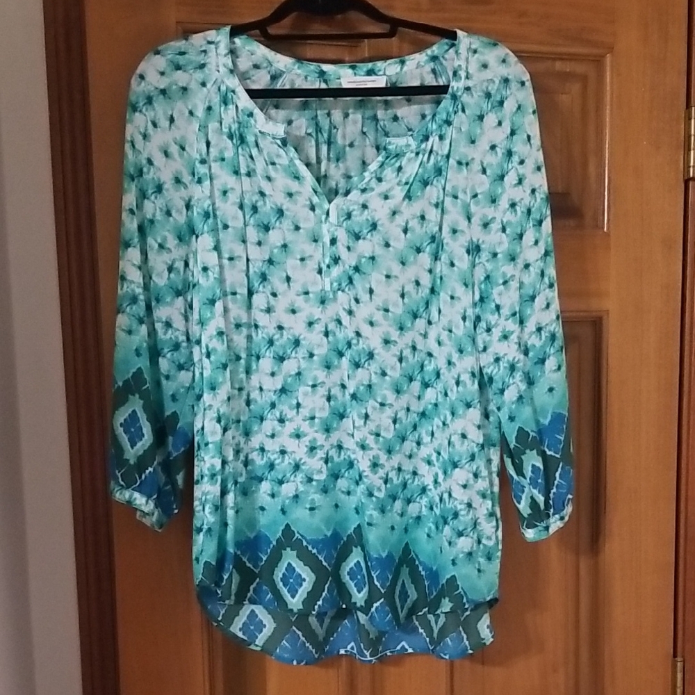 beachlunchlounge Teal and White Patterned Blouse Size Small